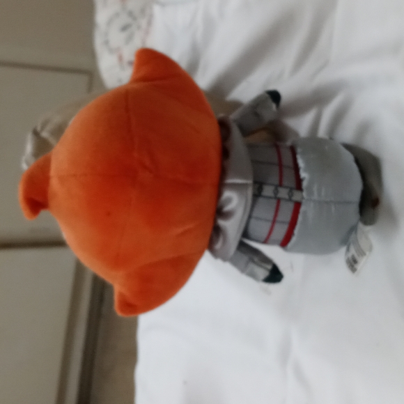 AVAILABLE -Warner Brothers Plush "It" Pennywise the Clown(Bloody face)RARE 9" - Picture 4 of 6